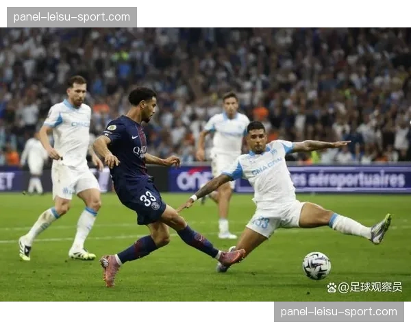 马赛2-2战平朗斯,法甲欧冠资格争夺陷入胶着 马赛2-2战平朗斯,法甲欧冠资格争夺陷入胶着